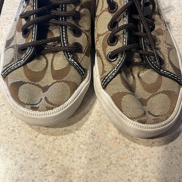 Coach sneakers size 5.5 - Picture 4 of 7